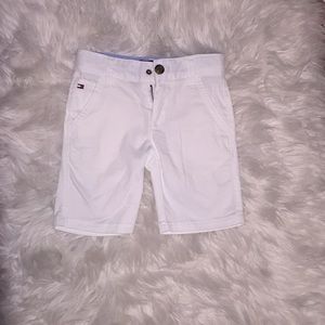 EUC Tommy Hilfiger boys white shorts